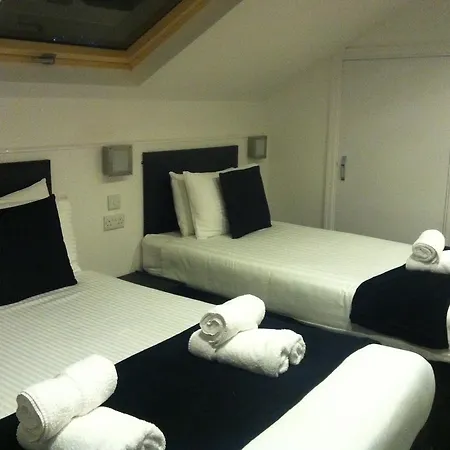 Happy Return Hotel-2