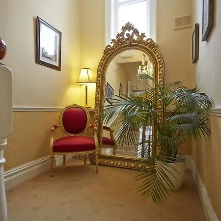 Somerville House-3