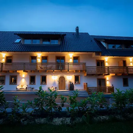 House Troha - Rooms & Apartments-3