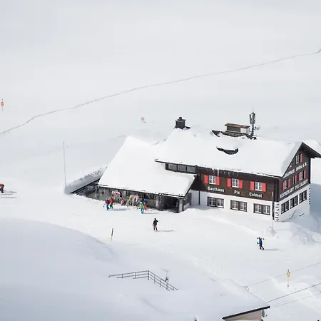 Berggasthaus Piz Calmot-3