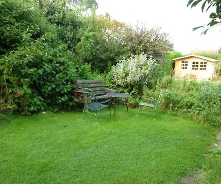 Calne Bed And Breakfast-2