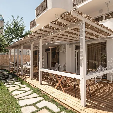 La Finca - Saint Vlas-3