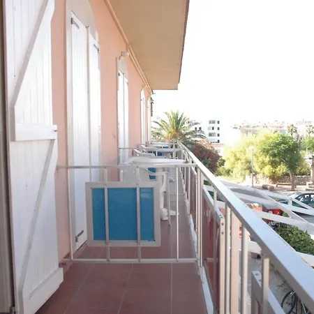 Hostal Paris Ciutadella-2