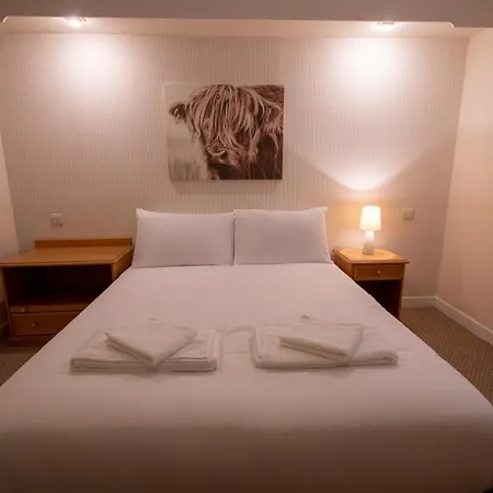 Douglas Arms Hotel-3