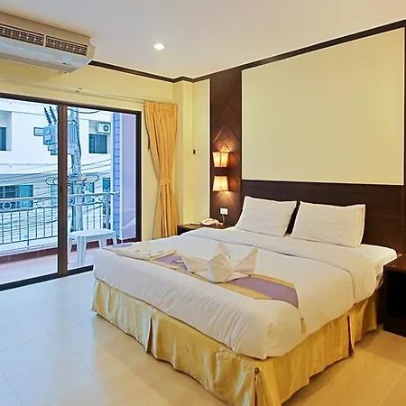 Absolute Guesthouse Phuket-2
