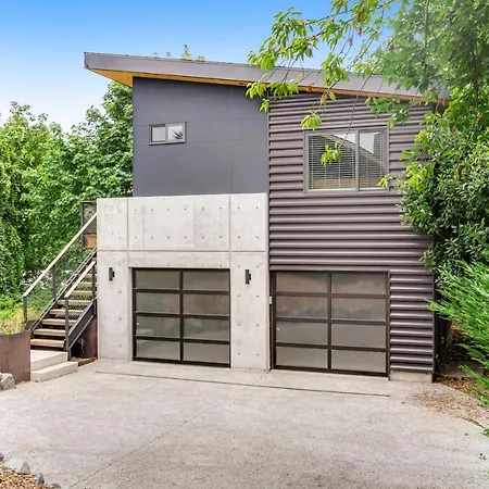 The Treehouse-2
