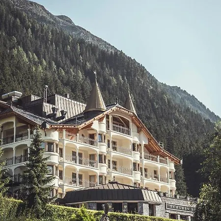 Schlosshotel Ischgl 5-2