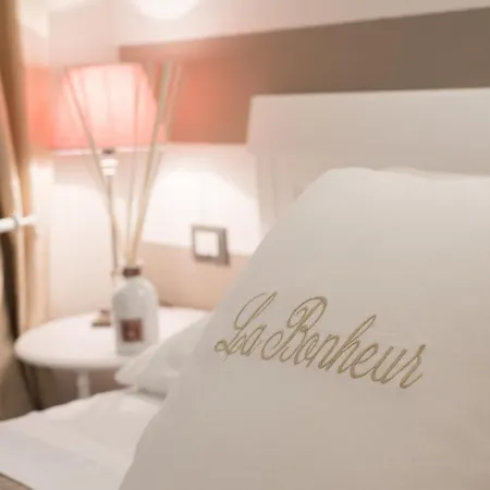 La Bonheur, Terre Marine-2