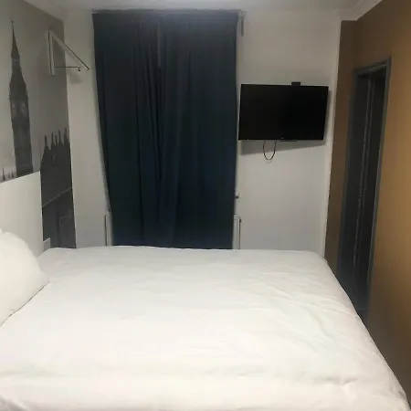 Barking Park Hotel-3