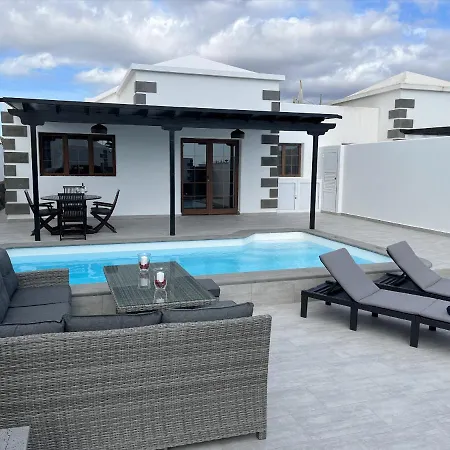 Stunning Villa Arabella - Heated Pool - Bbq - Amazing Terrace - Playa Blanca-3