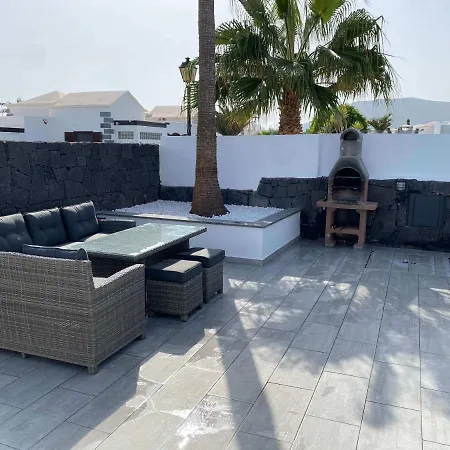 Stunning Villa Arabella - Heated Pool - Bbq - Amazing Terrace - Playa Blanca-2