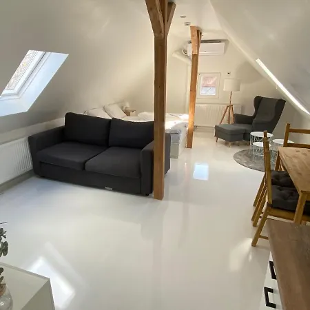 Staystay Guesthouse I 24 Hours Check-In-3