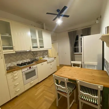 Guest House Nokturno-2