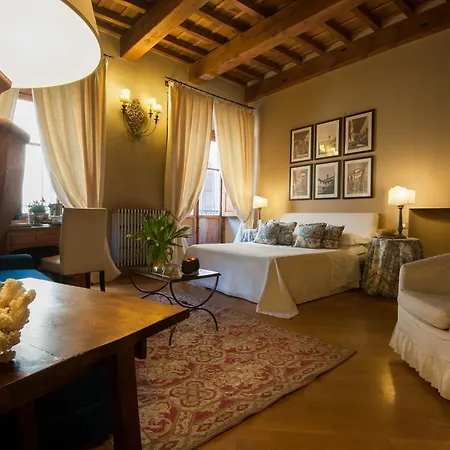 Capri Moon Guest House-2