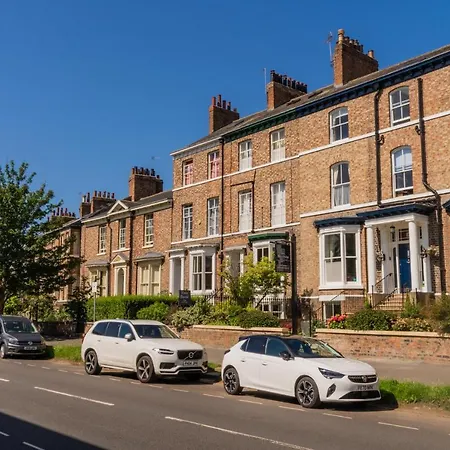 Monkbridge House-3
