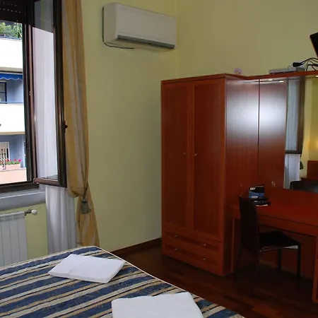 Hotel Bogart 2-3