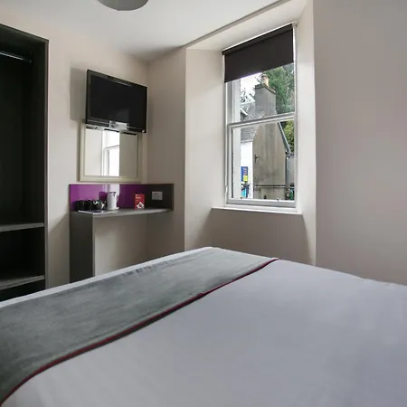 The Breadalbane Arms Room Only Hotel-3