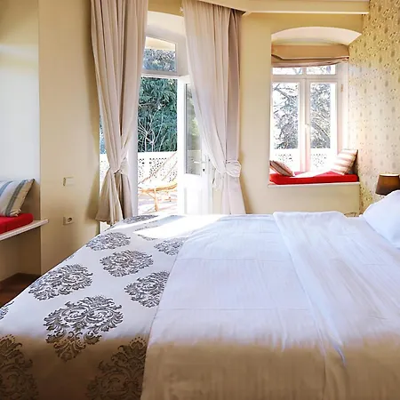 Tekla Palace By Urban Hotels-3