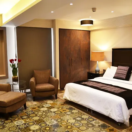 Ambassador, A Boutique Hotel-3