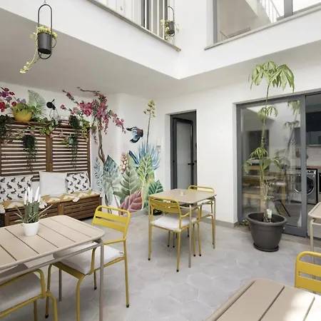 Le Jardin Secret De Faro Guesthouse-2