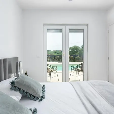 Villa Audrey By Villas Holiday-3
