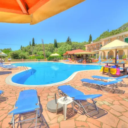 Filoxenia Studios And Mermaid Pool-2