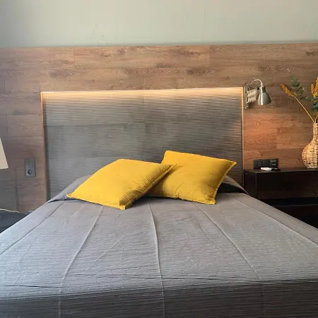 Lost & Found - Guesthouse & Suites-3