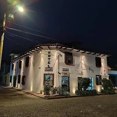 Hotel El Pasaje-2