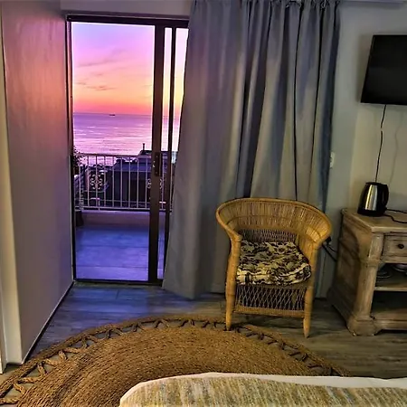 African Vibes Camps Bay-3