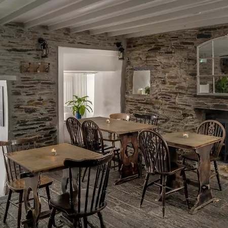The Olde Malthouse Inn-3