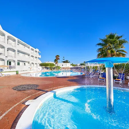 Gavimar Ariel Chico Hotel And Apartments-3