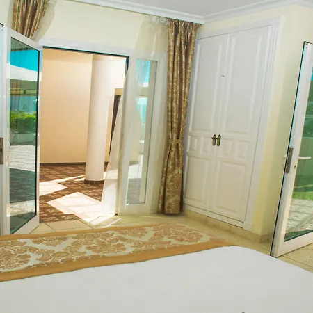 Flamingo Suites Boutique Hotel-3