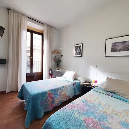 Hostal Alicante-3