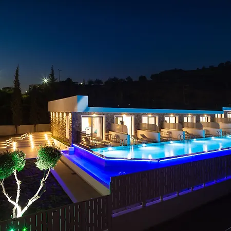 Zoes Hotel & Suites-2