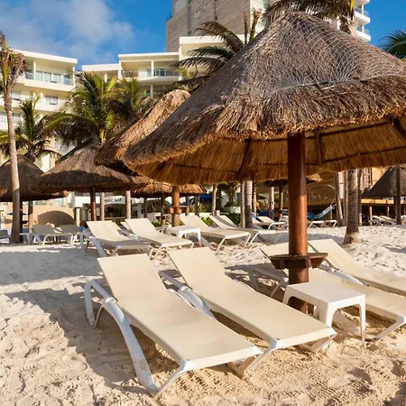 Hotel NYX Cancun-3