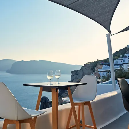 Villaki Oia-2