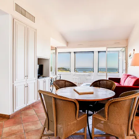 Le Fregate Provence-2