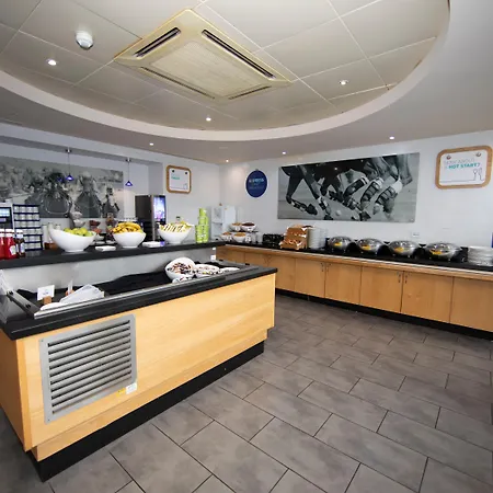 Holiday Inn Express, Chester Racecourse By Ihg-2