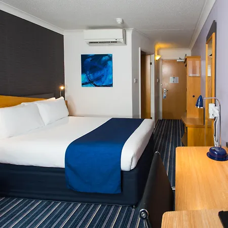 Holiday Inn Express London - Wandsworth By Ihg-3