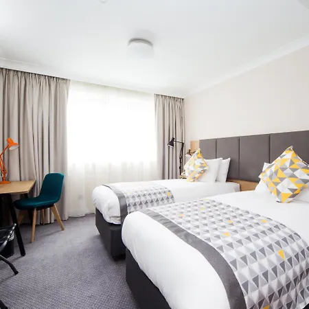 Holiday Inn London - Gatwick Airport By Ihg-2