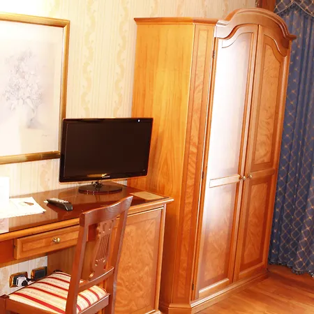 Lh Grand Hotel Hermitage-3