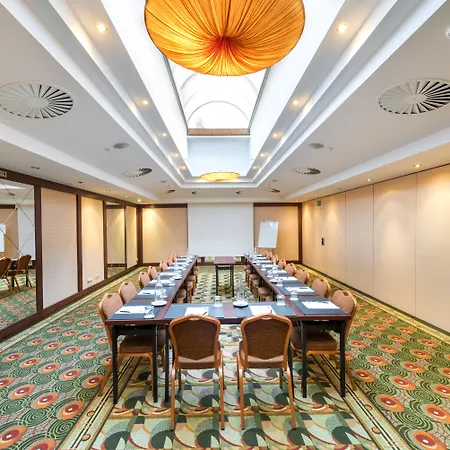 Lindner Hotel Prague Castle, Part Of Jdv By Hyatt-3