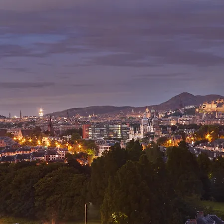 Holiday Inn Express Edinburgh City West By Ihg-3