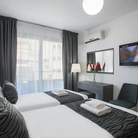 Blazer Residence-3