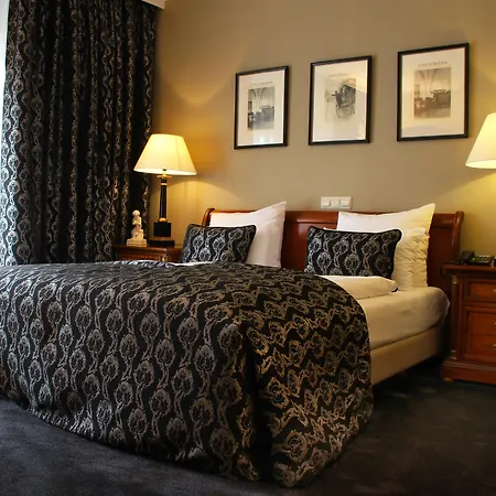 Apollofirst Boutique Hotel-3