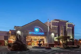 Wyndham Visalia-3