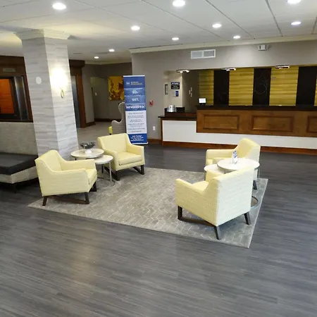 Cottonwood Airport & Expo Hotel Louisville-3