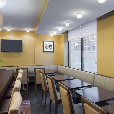 Hampton Inn Manhattan-Seaport-Financial District-2