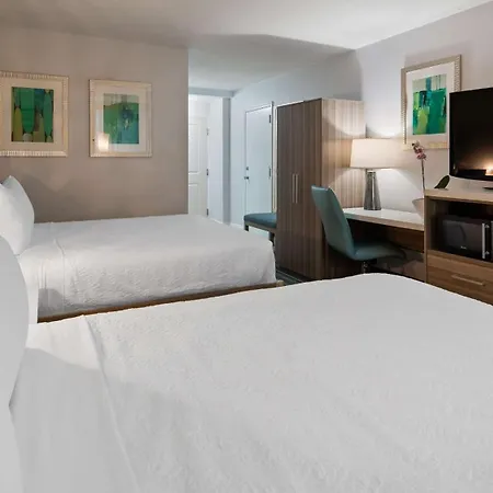 Best Western Plus Oceanside Inn-2