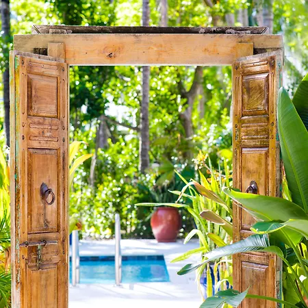 Parrot Key Hotel&Villas-2